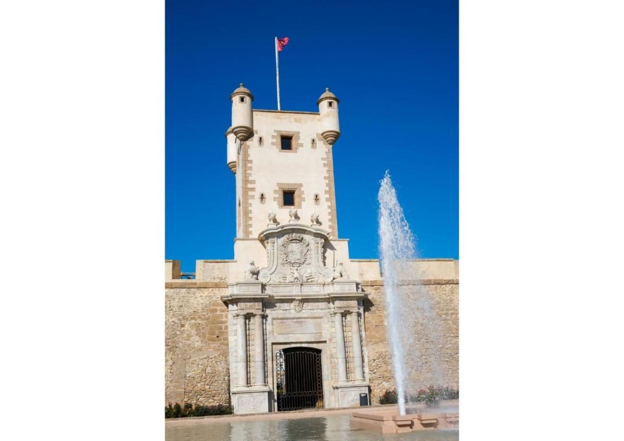 Apartamentos Nebro Cadiz Bagian luar foto